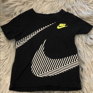 Nike t shirt